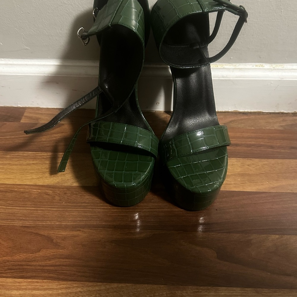 Platform Ankle-Strap Sandals in Dark Green